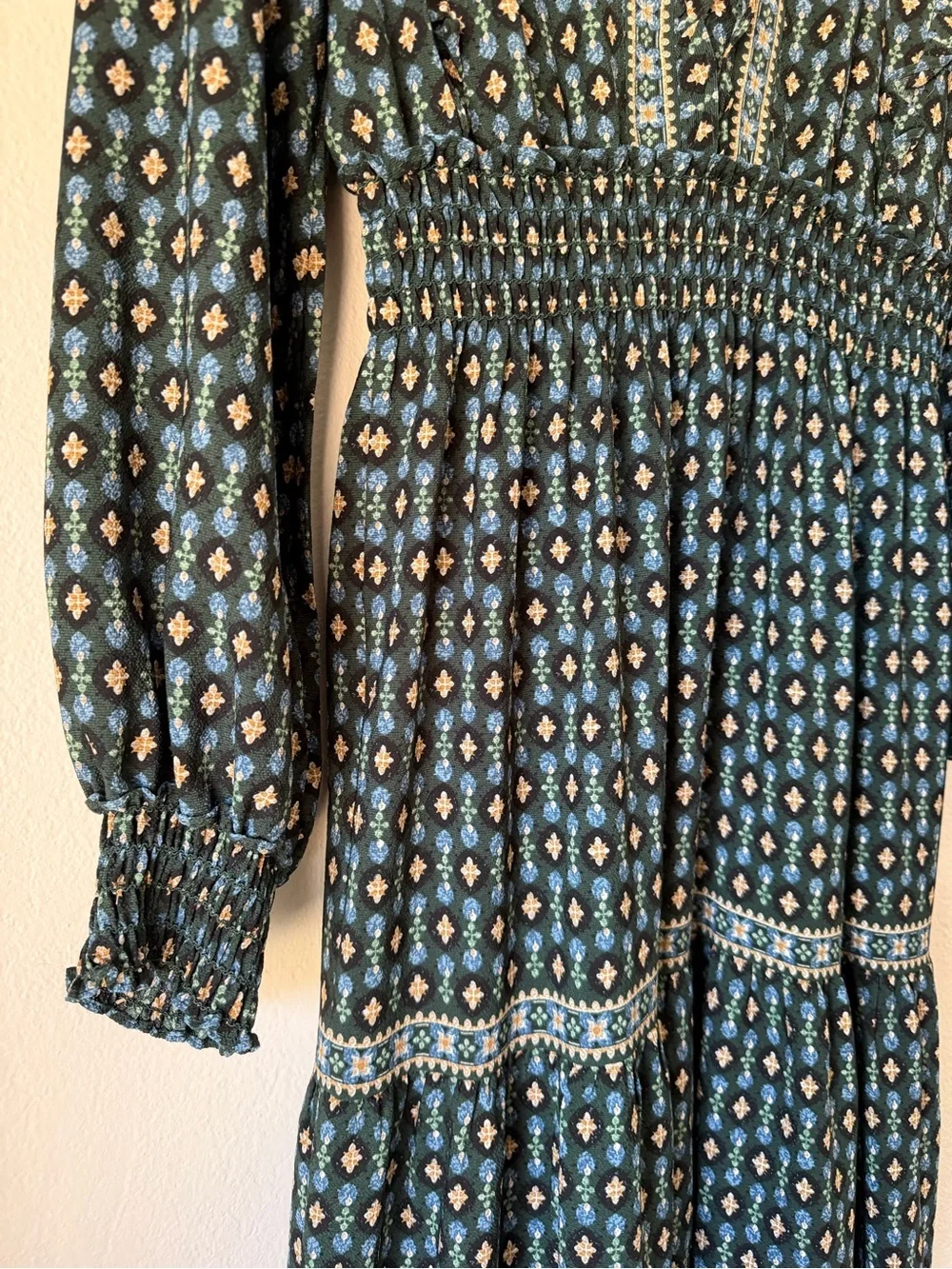 Max Studio Women's Crepe Long Sleeve Tiered Maxi Dress - Picture 4 of 8